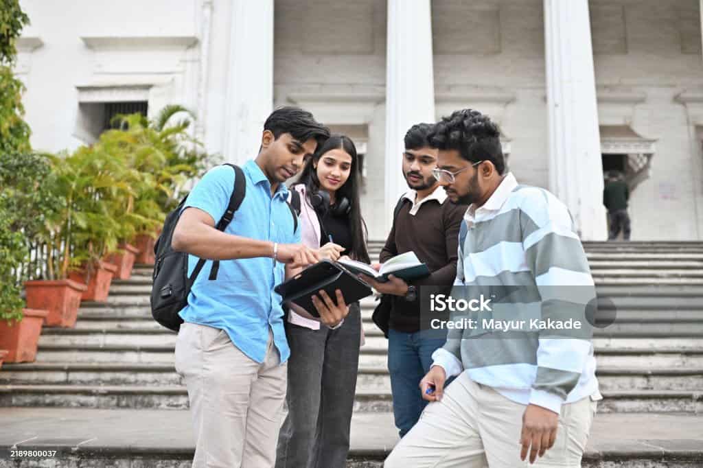 Bihar Teacher Age Limit for female